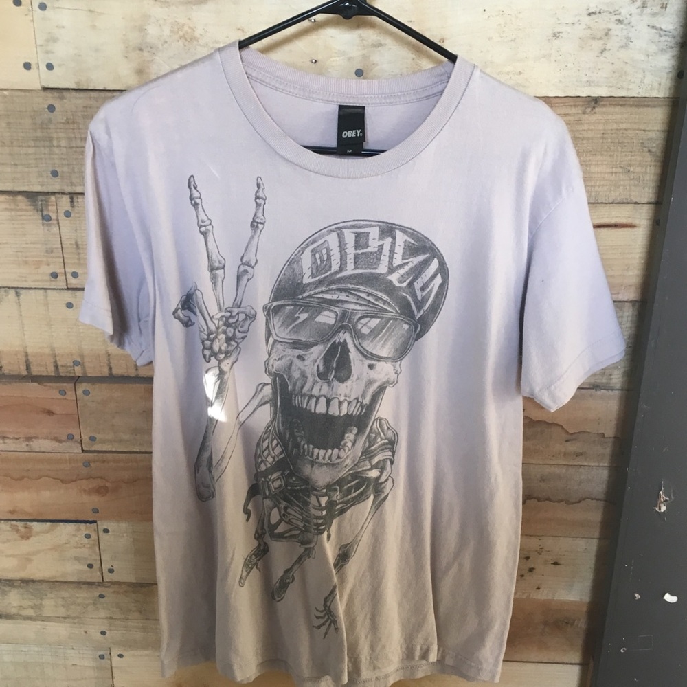 Obey t-shirt